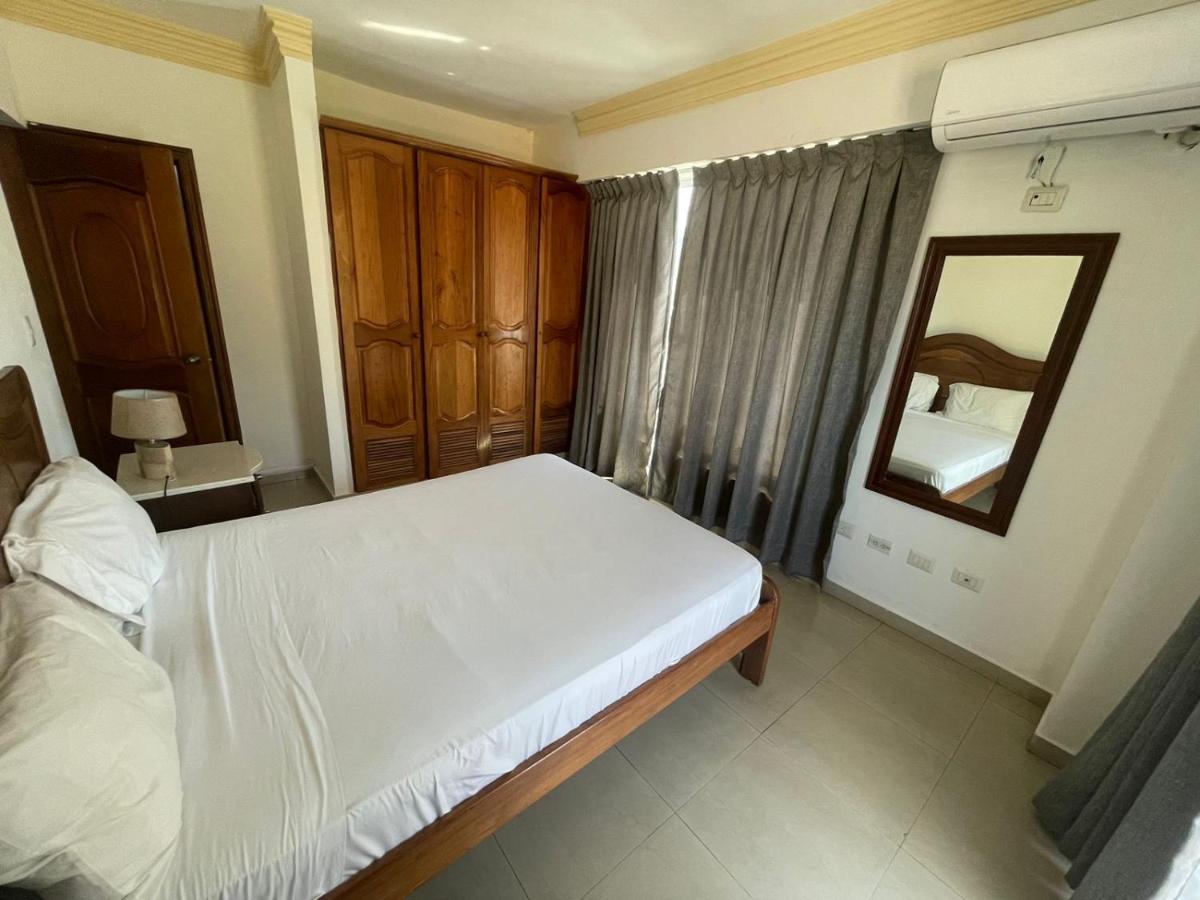 Aparta Hotel Caribe Paraiso Хуан-Доліо Екстер'єр фото