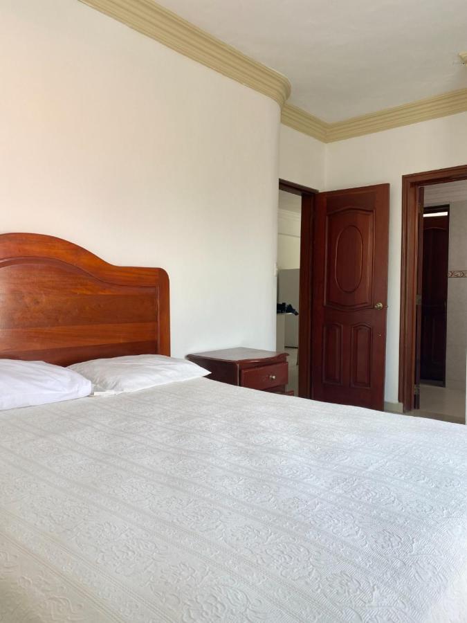 Aparta Hotel Caribe Paraiso Хуан-Доліо Екстер'єр фото