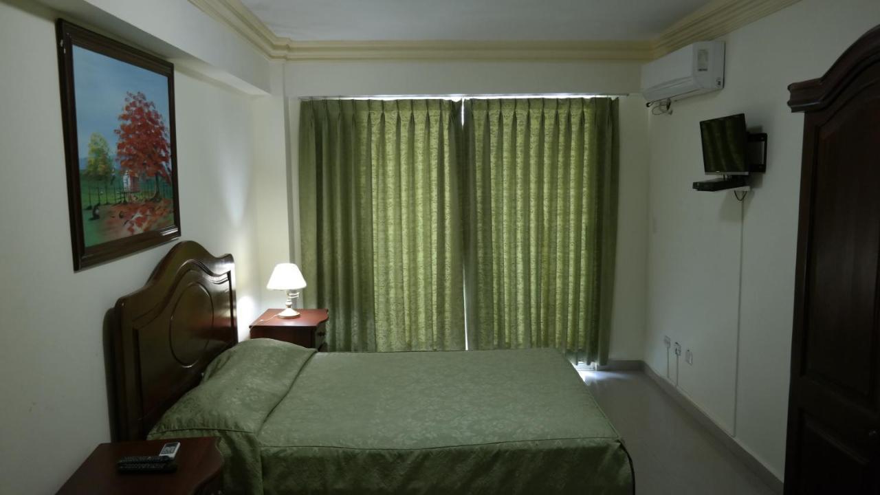 Aparta Hotel Caribe Paraiso Хуан-Доліо Екстер'єр фото